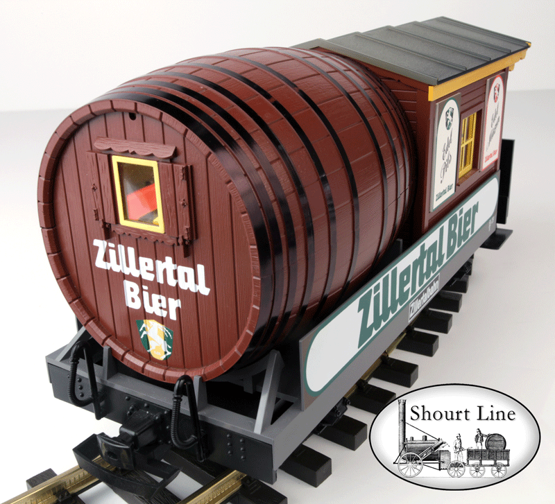 SL 824101 3 Tiffany Opal Lamp Fixture Set w 4LEDs for LGB Bier Wagon front right view with proch Tiffany lamp fixture illuminated