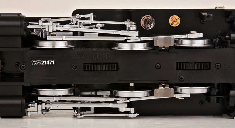 LGB 21471 MTS/DCC SBB-Brunig HG 3/3 Rack Steam Locomotive bottom rack drive view