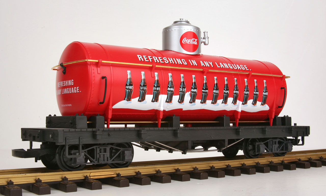 LGB 45805 Coke® Tank Car front left side view